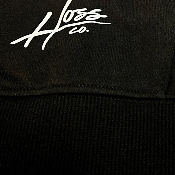 Be The HOSS Co Size Large (fits more like MEDIUM) Black Performance Hoodie NWT - Picture 2 of 4